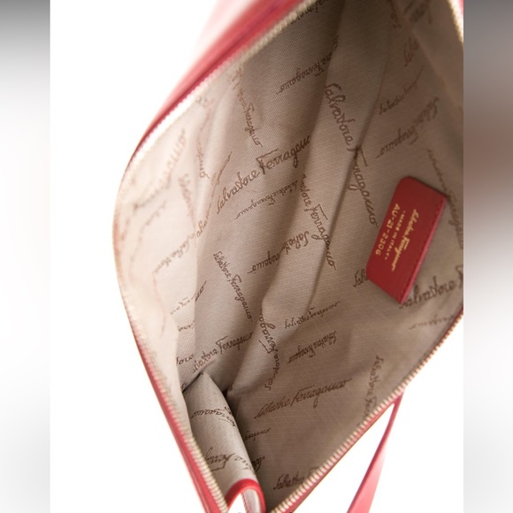 SALVATORE FERRAGAMO Red Leather Shoulder Bag / Purse - Picture 6 of 6